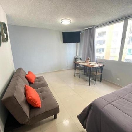 Isla Verde Tower San Juan Exteriör bild